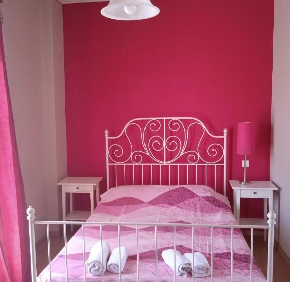 חדר סטנדרט לשלושה עם מרפסת, Villa Constantsia