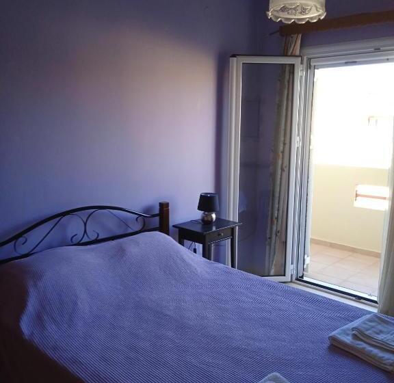 דירת שני חדרים, Villa Constantsia