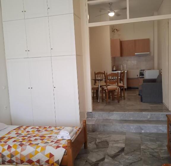 חדר משפחתי נוף לים, Villa Constantsia