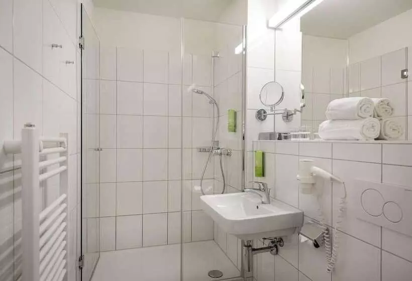 スーペリアトリプルルーム, Jufa Hotel Bregenz