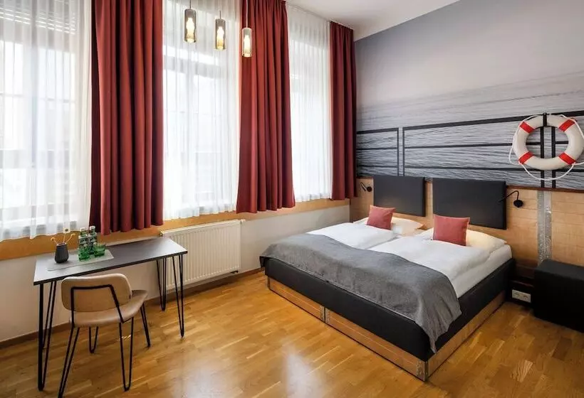 スーペリアトリプルルーム, Jufa Hotel Bregenz