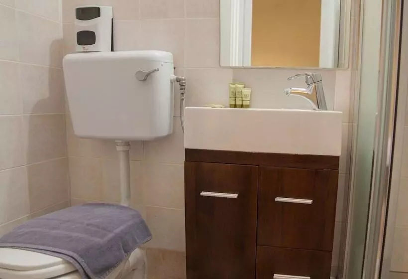 Comfort-huone, Kimon Hotel Athens