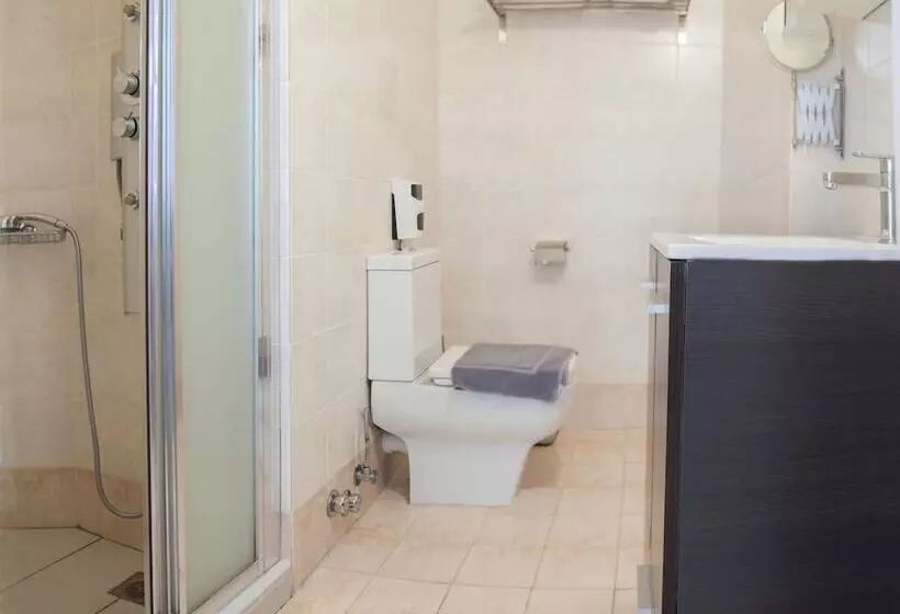 Standard Kolmen Hengen Huone, Kimon Hotel Athens