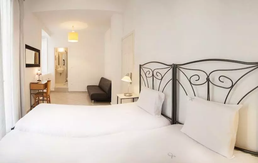 Standard Kolmen Hengen Huone, Kimon Hotel Athens