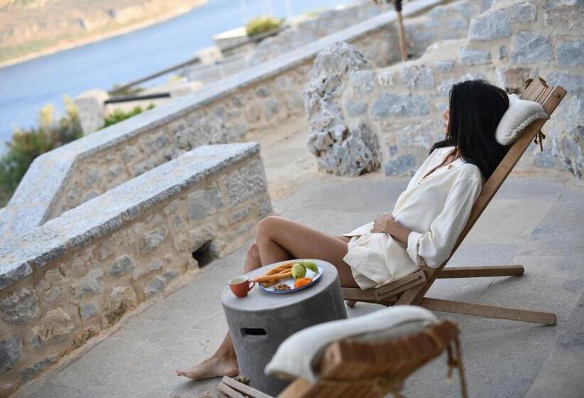 Номер Executive, Petra & Fos Boutique Hotel & Spa