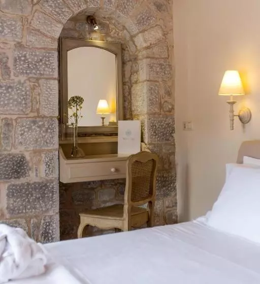 スーペリアトリプルルーム, Petra & Fos Boutique Hotel & Spa