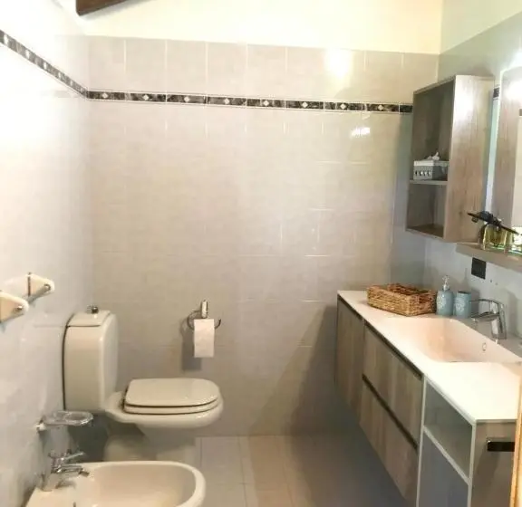スタンダードルーム, Al Chiar Di Luna B&b Valtellina