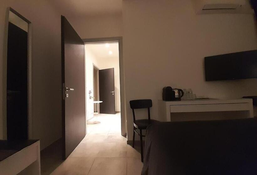 חדר סטנדרט, La Duchessa