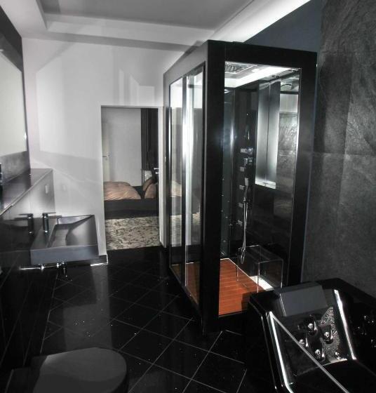 标准间带漩涡浴缸, Little Suite