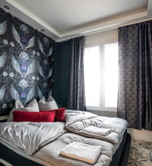 经济房, Little Suite