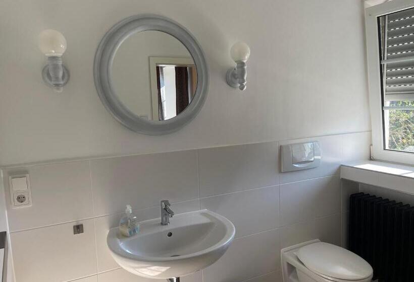 Quarto standard, The Gantry