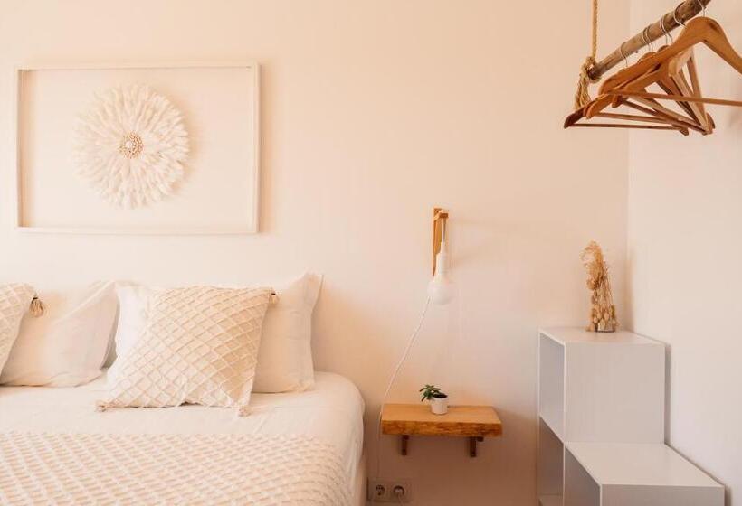 带海景的标准房, We Surf House