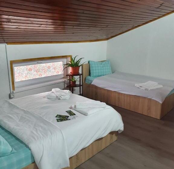 Номер Стандарт Трехместный, Casa Radu