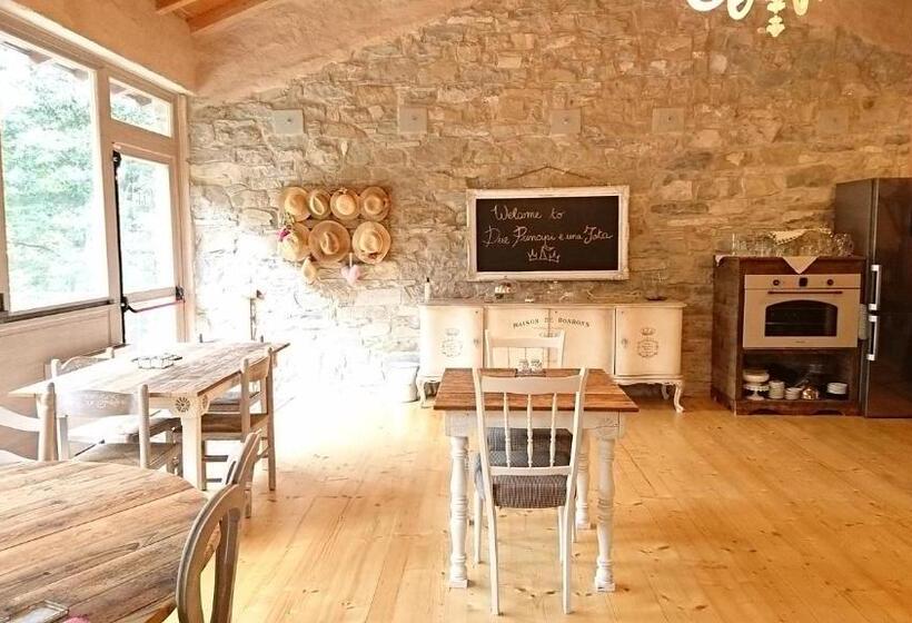 Apartament Rodzinny, Due Principi E Una Fata