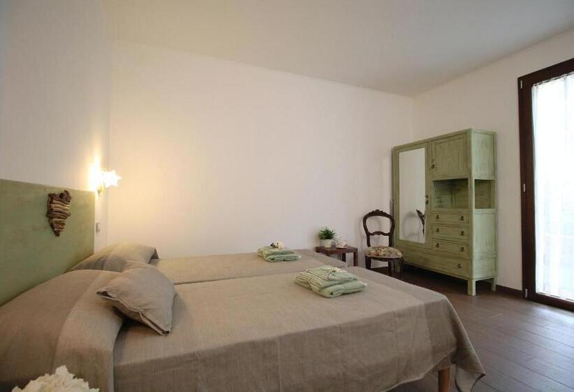 스탠다드 룸, Il Rosale A Celle Ligure