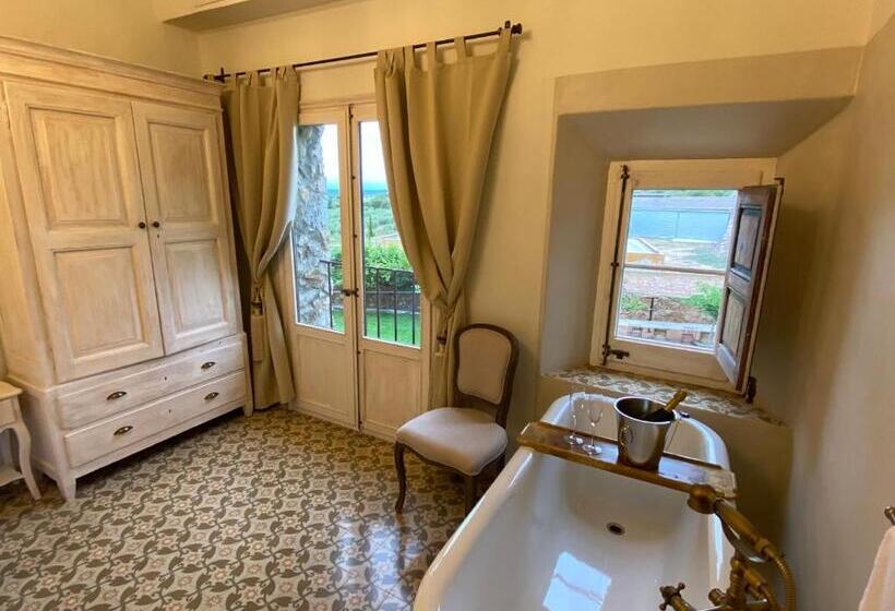 디럭스 룸, Can Massana