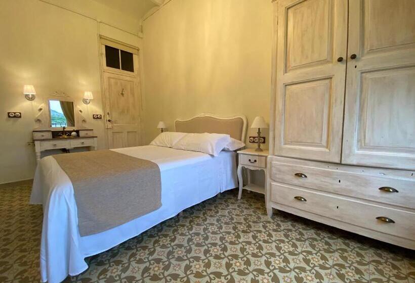 חדר דלוקס, Can Massana