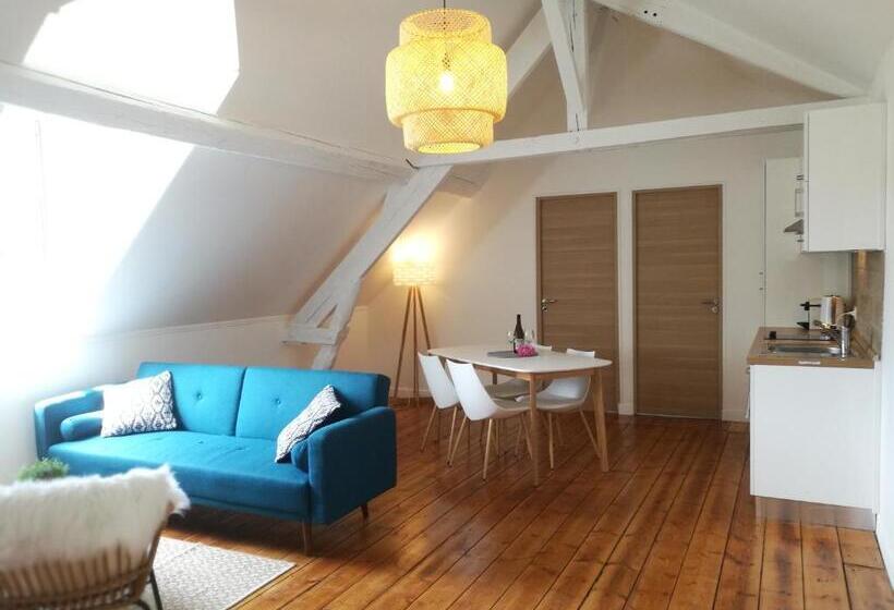 آپارتمان لوکس 1 خوابه, Villa Carlotta Sea Resort