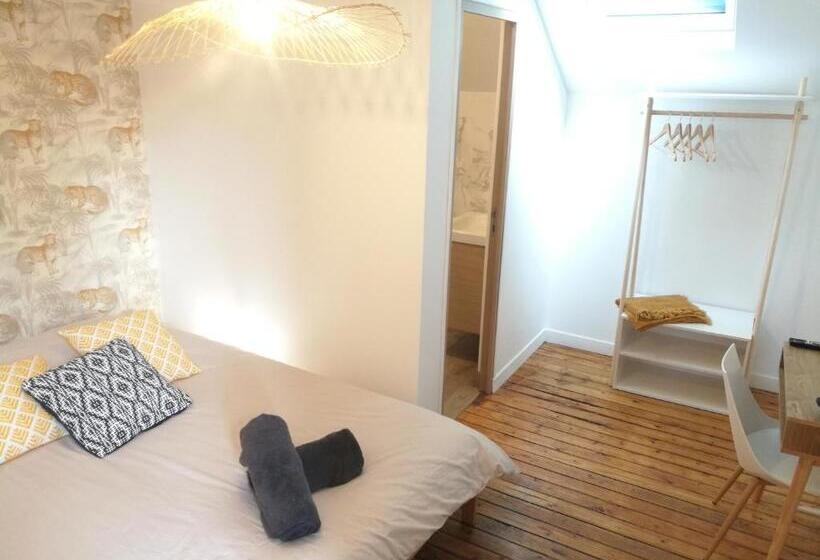 اتاق لوکس با تخت بزرگ, Villa Carlotta Sea Resort