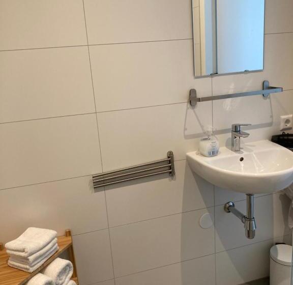 Четырехместный Номер Стандарт, B&b Zunderdorp