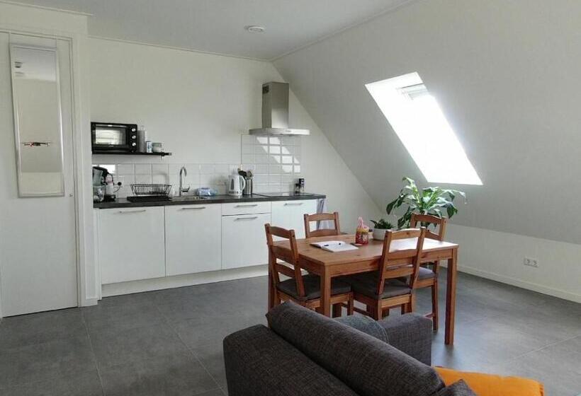 Четырехместный Номер Стандарт, B&b Zunderdorp