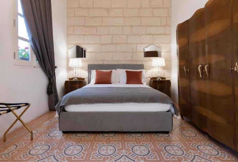 سوییت جونیور با بالکن, 116townhouse