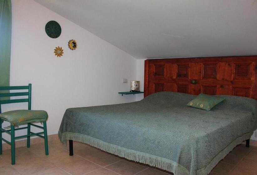 חדר סטנדרט, A Casa Di Amici