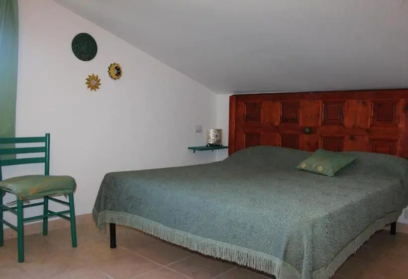 スタンダードルーム, A Casa Di Amici