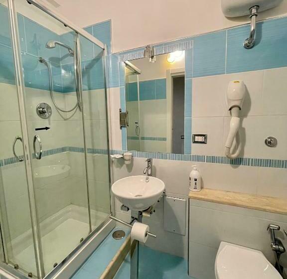 اتاق استاندارد با تخت بزرگ, Costa Sud Salerno