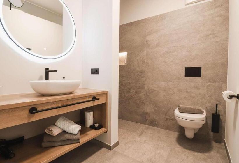 带1个卧室的带阳台的公寓, Guesthouse Karnatsch