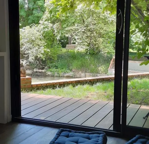 キングサイズベッドのスタンダードルーム, La Cabane De Troyes   Chambre D Hôtes