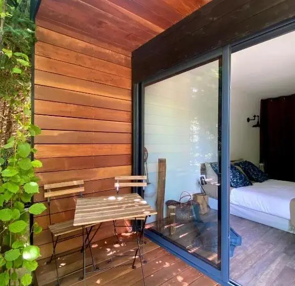 キングサイズベッドのスタンダードルーム, La Cabane De Troyes   Chambre D Hôtes