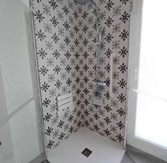 Kertre Néző Standard Szoba, Civico 72