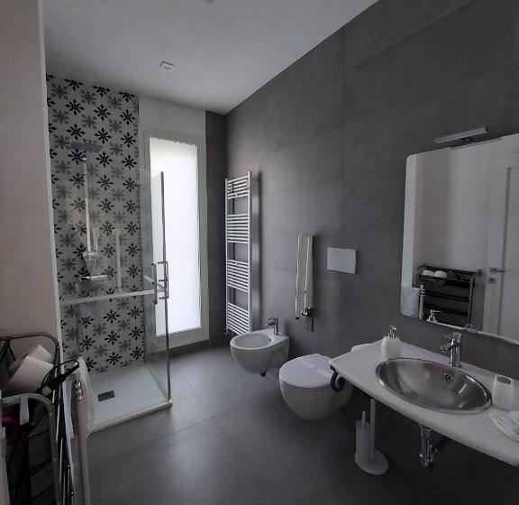 Kertre Néző Standard Szoba, Civico 72