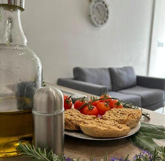 Családi Szoba, Civico 72