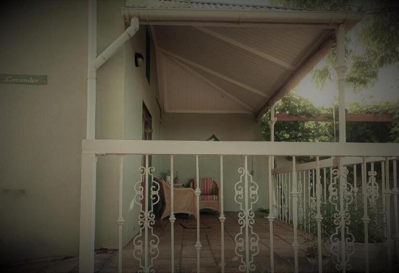 إستوديو ديلوكس, La Rochelle