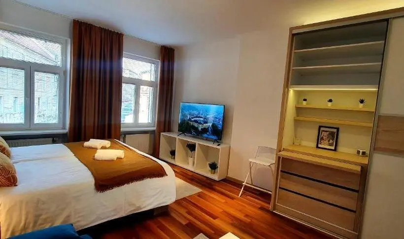 استودیو استاندارد با بالکن, Petkovšek Rooms And Apartments