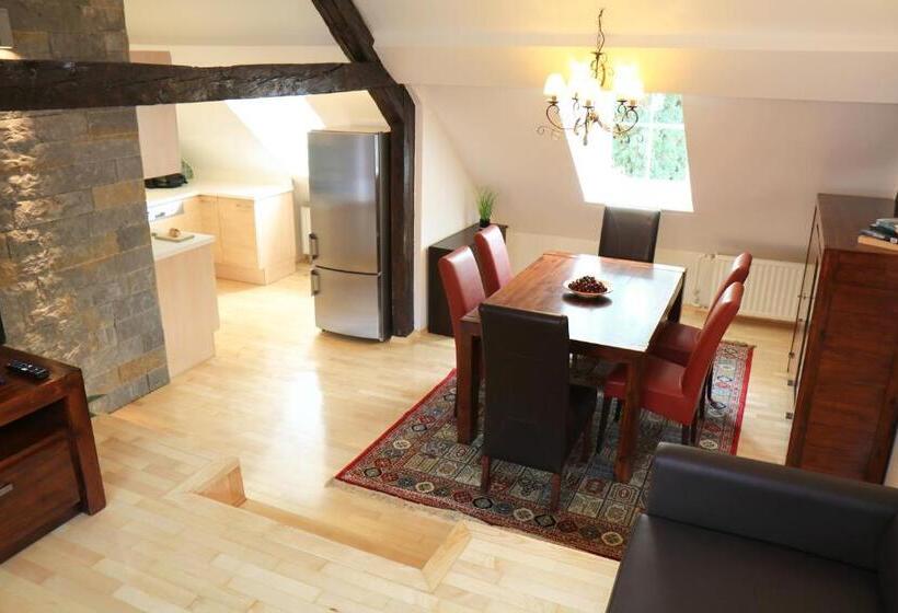 1 Bedroom Penthouse Apartment, Petkovšek Rooms And Apartments