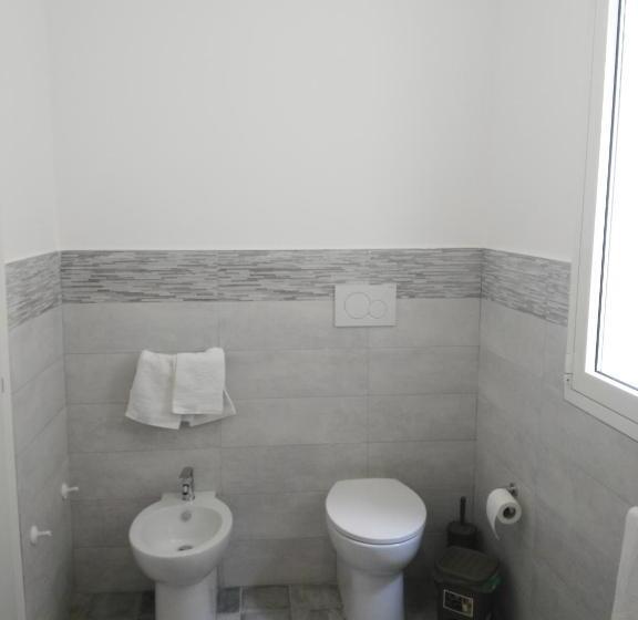 آپارتمان 1 خوابه با بالکن, Quattroquarti Stradivari Home