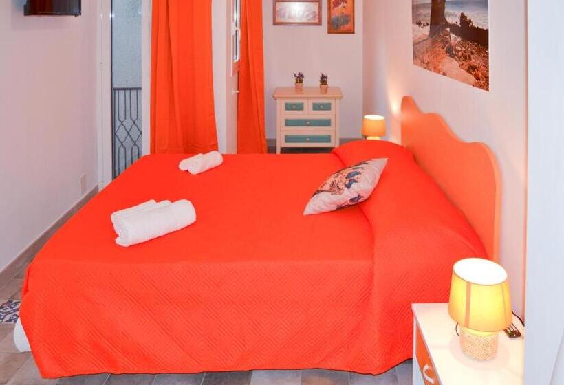 带1个卧室的带阳台的公寓, Quattroquarti Stradivari Home