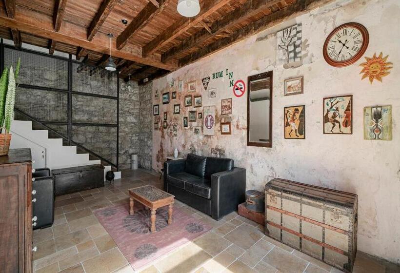 اتاق سوپریور, The Rum Inn