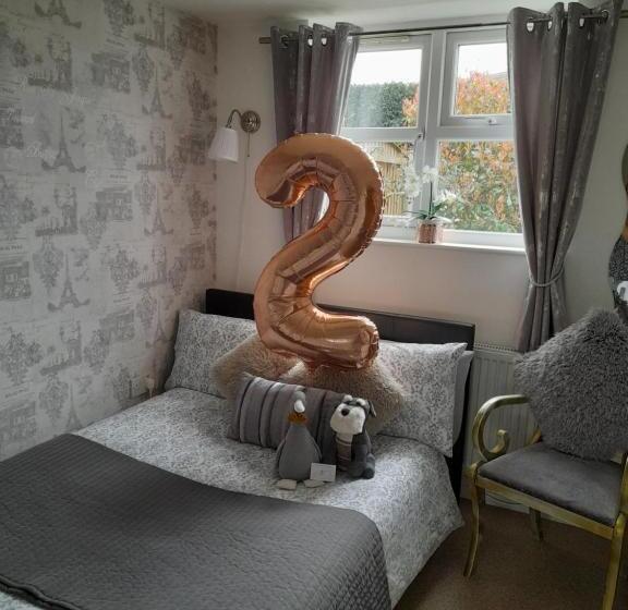 חדר סטנדרט, Debonair Bnb @33