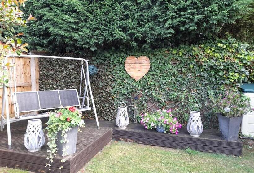 חדר סטנדרט, Debonair Bnb @33