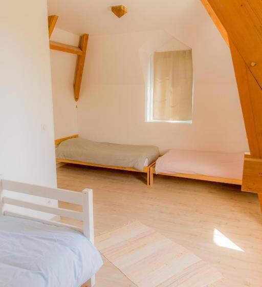 패밀리 룸, La Tour De La Conterie