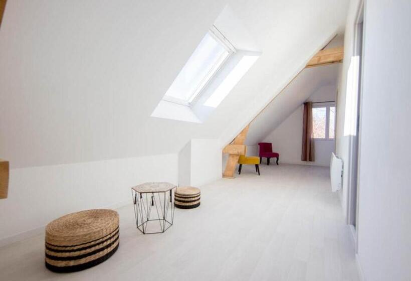 침실 3개 주택, La Tour De La Conterie