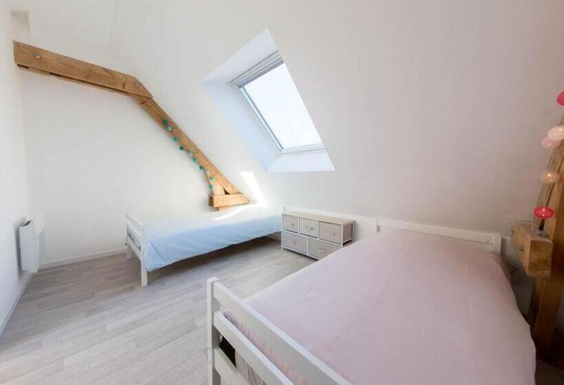 침실 3개 주택, La Tour De La Conterie