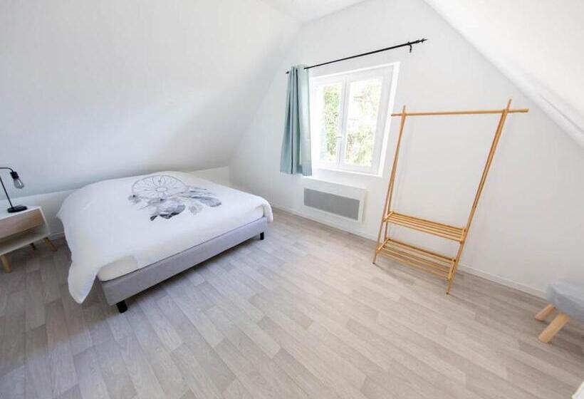 침실 3개 주택, La Tour De La Conterie