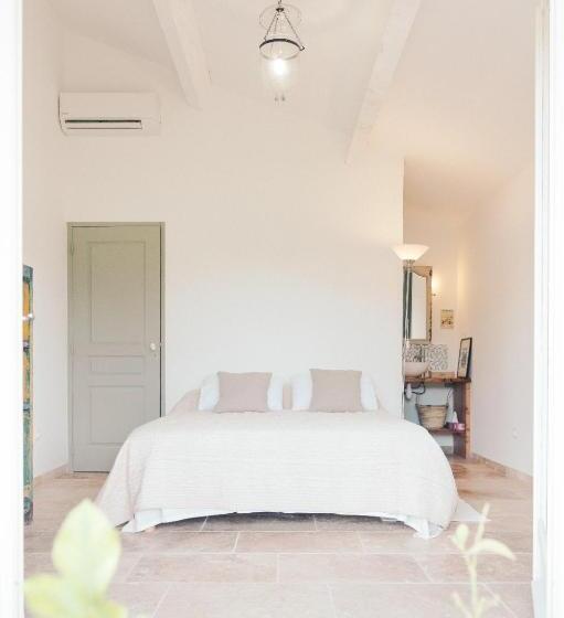 Номер Стандарт Вид на Сад, Le Jardin Du Castillon