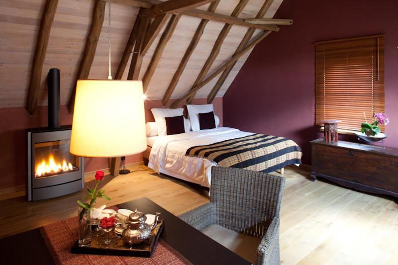 デラックスルーム, Pahilleke