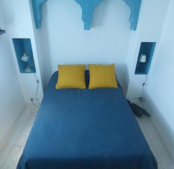 اتاق استاندارد, Janna D Ifni